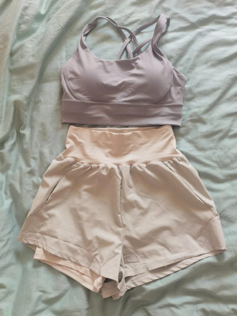 H (15)